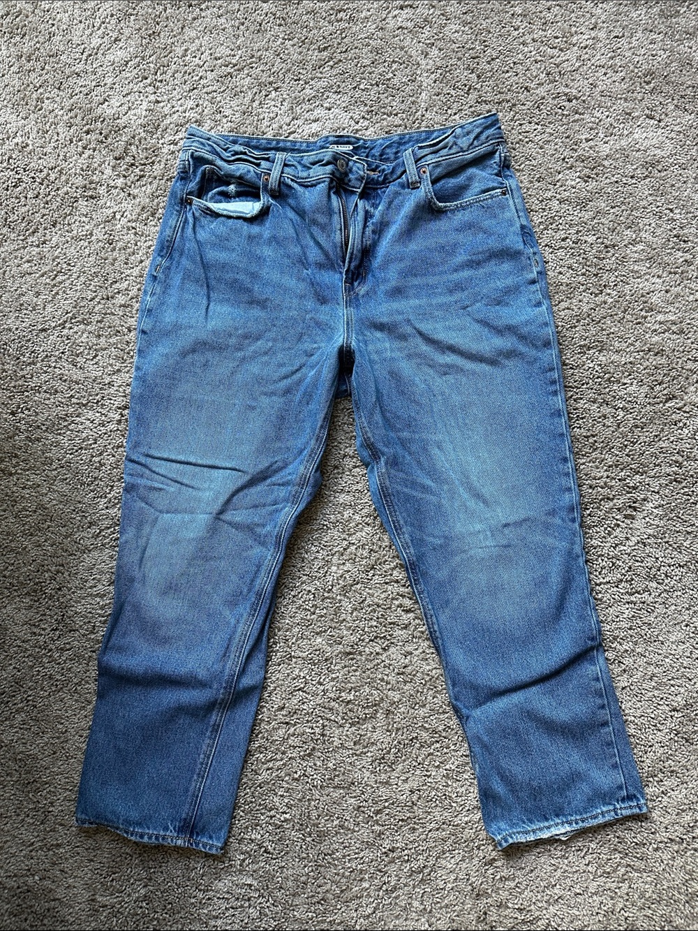 Old Navy Women's Straight-Leg Jeans in Medium Blue Denim